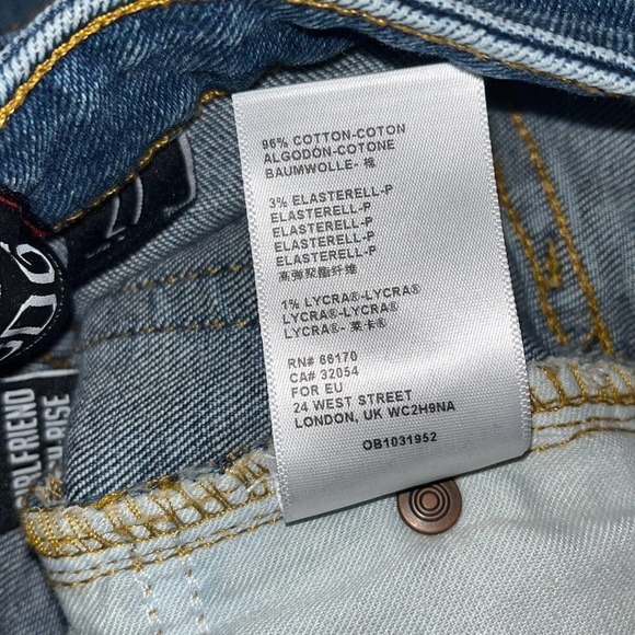 Urban Outfitters BDG Front Pin-tuck Girlfriend High Rise Zippered Ankle Jeans - Picture 7 of 8